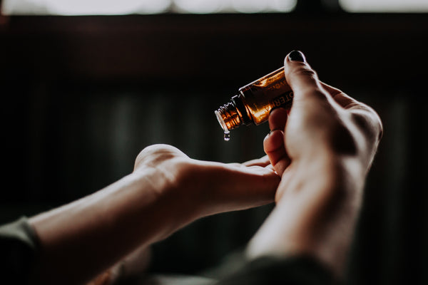 The 5 Best Essential Oils That Aren't Just a "Fragrance"